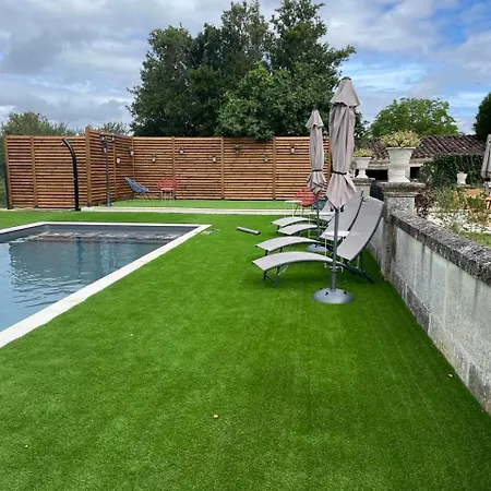 Le Grand Berger D'hotes Oda ve Kahvaltı 4*